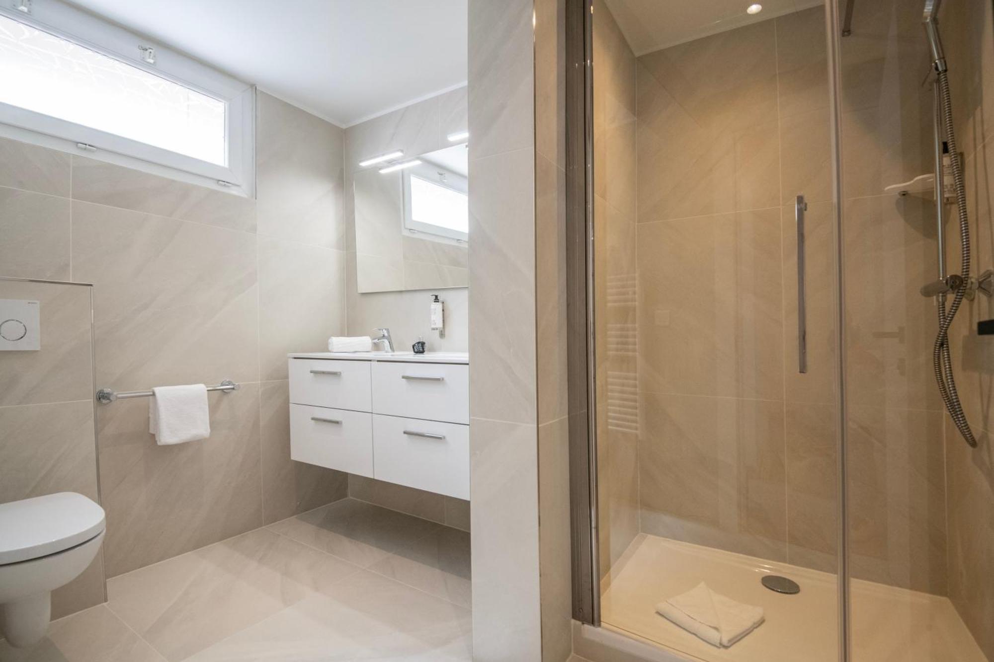 Appartements French Riviera Confidential Centre Ville Juan Les Pins Proche Des Plages الغرفة الصورة
